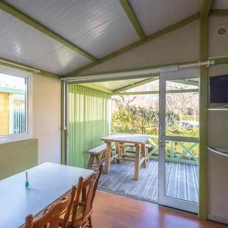 里约普隆营地旅馆 利亚内斯